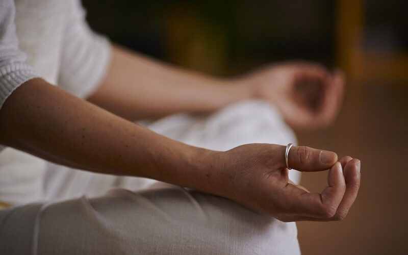 DEINE HÄNDE ALS TOR ZUR GESUNDHEIT